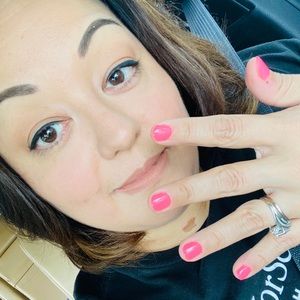 Meet your Posher, Alicia